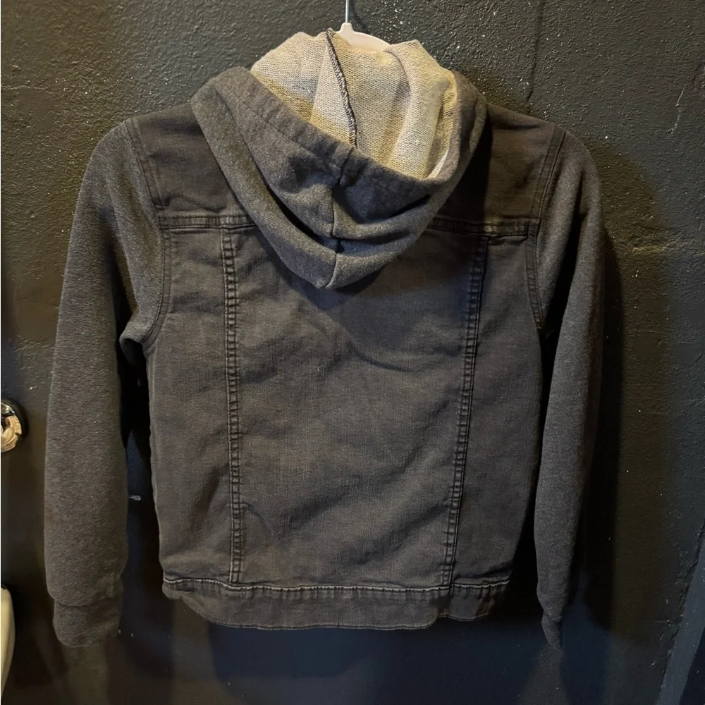 Treasure & Bond Gray Lightweight Shirt Jacket